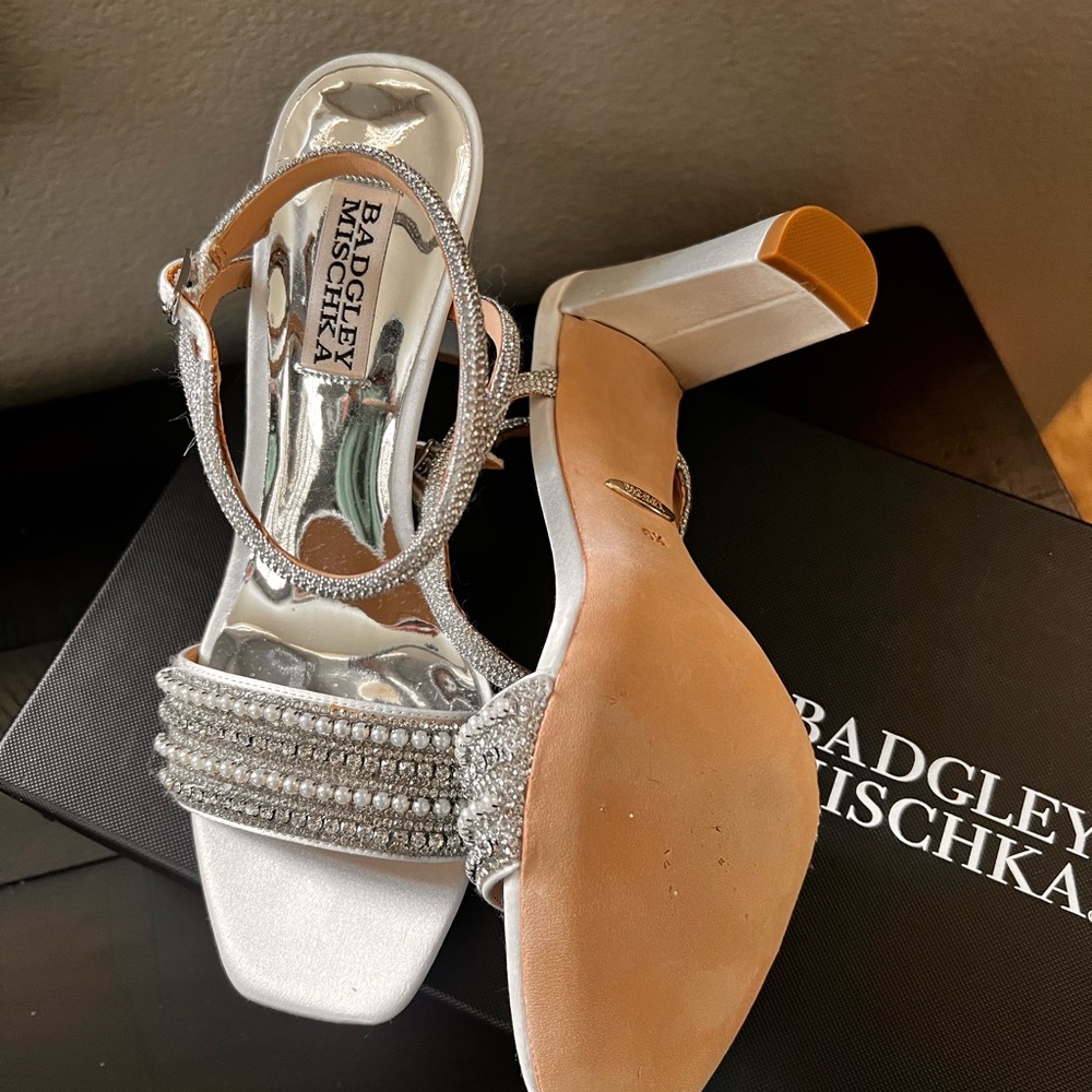 Badgley Mischka Kari Rhinestone Block Heel Shoe